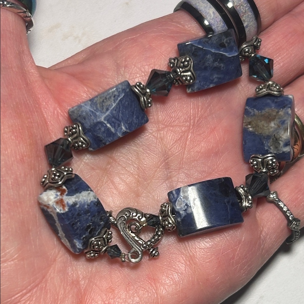 Natural Blue Sodalite Stone & Crystal Beaded Bracelet - Picture 5 of 8